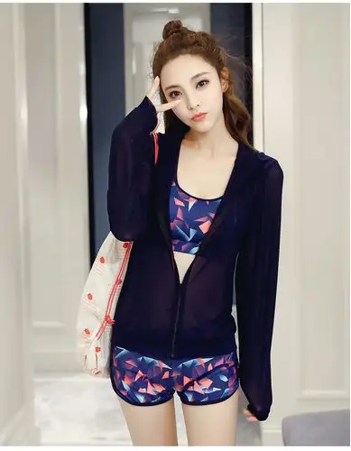 泳衣女三件套保守韩国温泉小香风小胸聚拢分体长袖防嗮沙滩游泳装