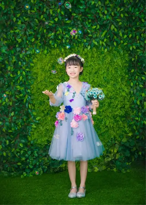 妞八岁了!拍一组写真记念一下