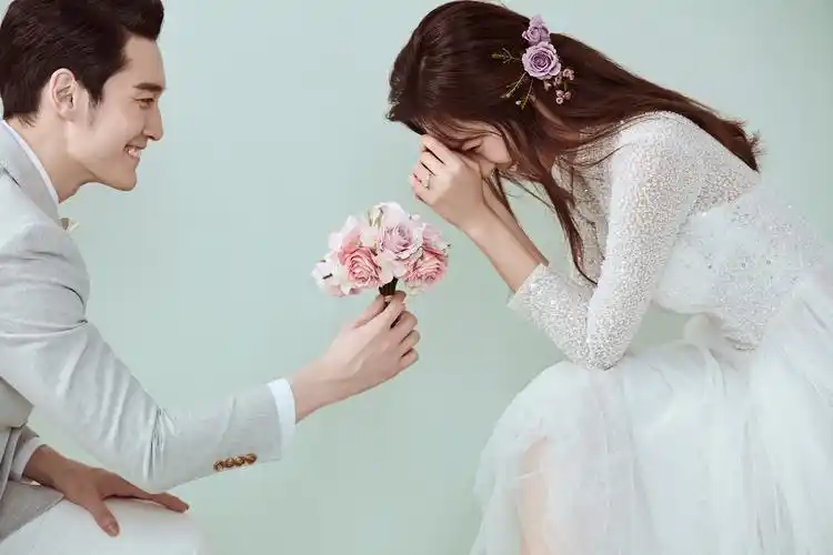 吾爱视觉摄影的婚纱摄影作品《唯美韩式情侣》