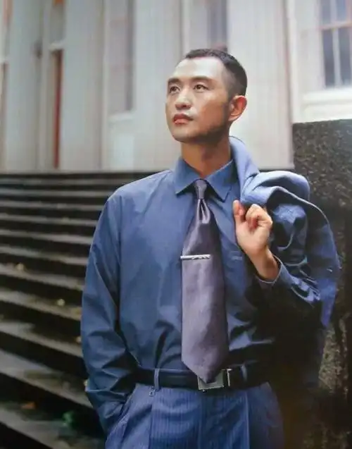 回顾歌手高枫:去世20年,妹妹曾泉定居在美国,父母从未忘记过他