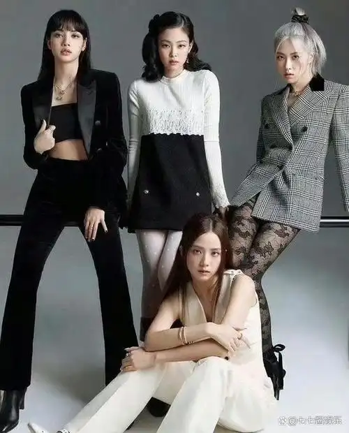 最近,blackpink成员lisa在社交媒体上晒出了一张black