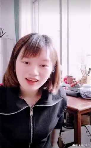 小七:这个说法不对,我结婚就没要彩礼,而且是倒贴,我身边很多朋友都没