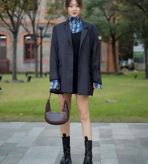 潮人秋冬穿搭范本来袭,跟着时尚博主这样穿,可以美得很轻松