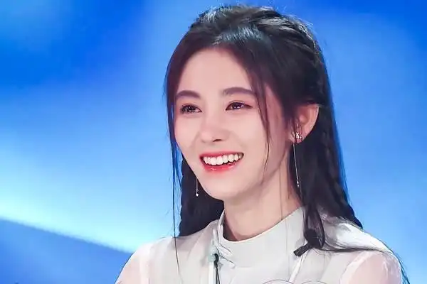 明星同人小说 创造营之团宠不要太甜夏之光小鞠,我也要 鞠婧祎滚