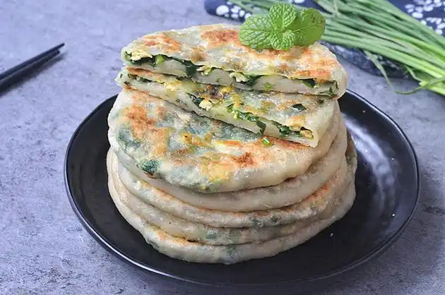 韭菜饼,韭菜饼的家常做法 - 美食杰韭菜饼做法大全