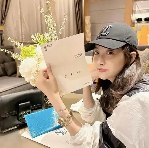 宋茜ins##宋茜lv品牌代言人