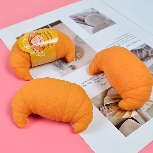 创意减压玩具牛角包子回弹面包整人仿真食物早餐发泄解压神器油条