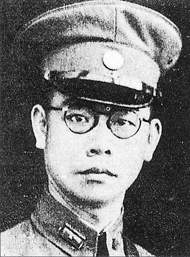 《潜伏》余则成历史原型是谁,最终的结局如何?