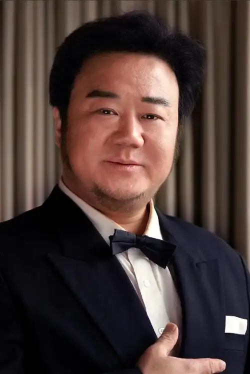 p data-id="go054ce5wy">霍勇,中国男中音歌唱演员,国家一级演员, a