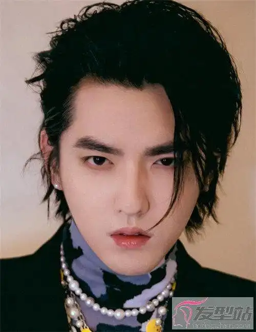 男生长发发型设计吴亦凡帅气长发示范