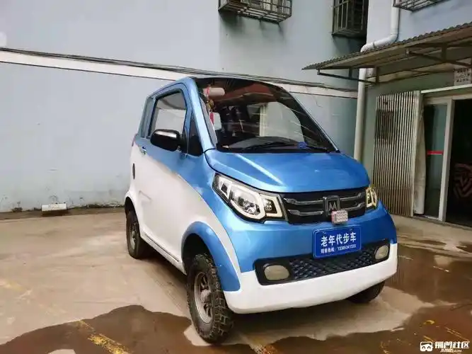 把式四轮老年代步车 出售