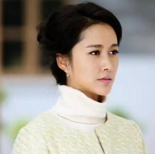 图大路电视剧杀青南后袁志博不穿宫装穿时装