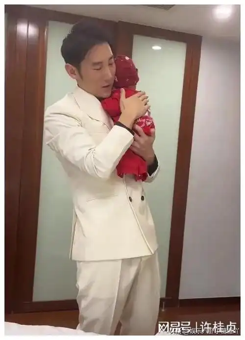 也是一|白冰|胡歌|丁一|成龙|郑元畅|蓝盈莹|金喜善|女明星_网易订阅