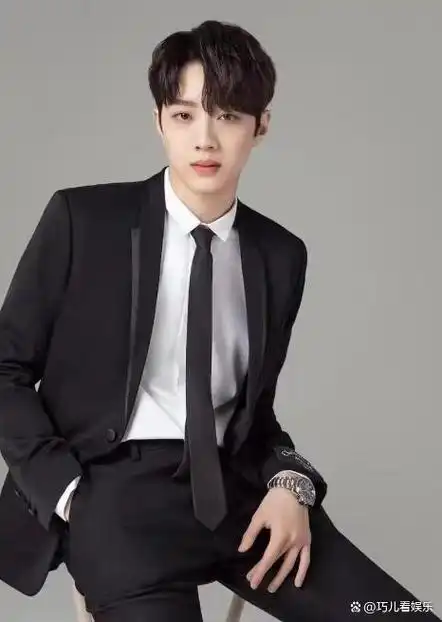 赖冠霖挥别娱乐圈,网友猜测连连:幕后有啥玄机?