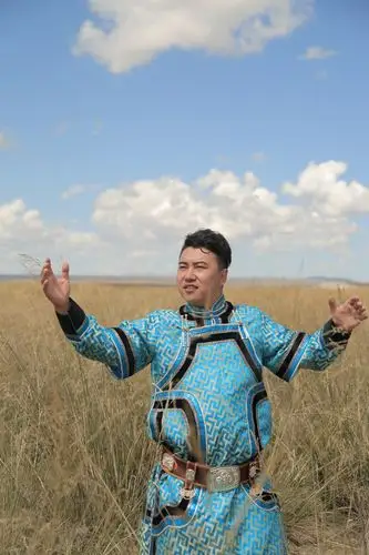 草原天籁 - 铁文太 - 单曲 - 网易云音乐