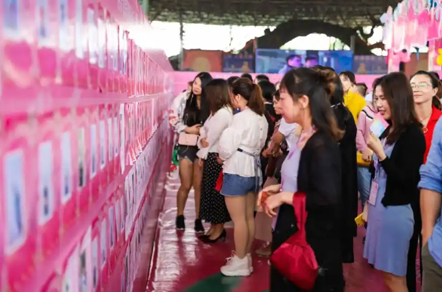 王思聪面相不行,黄子韬当上门女婿,现在的相亲门槛高到离谱