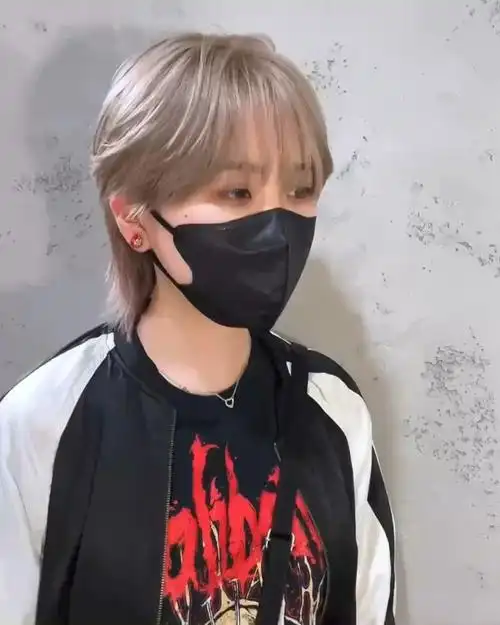 高级感短发鲻鱼头短发剪裁