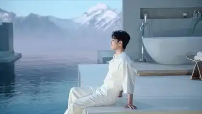 肖战蓝白look帅我一脸##肖战白衬衫的神