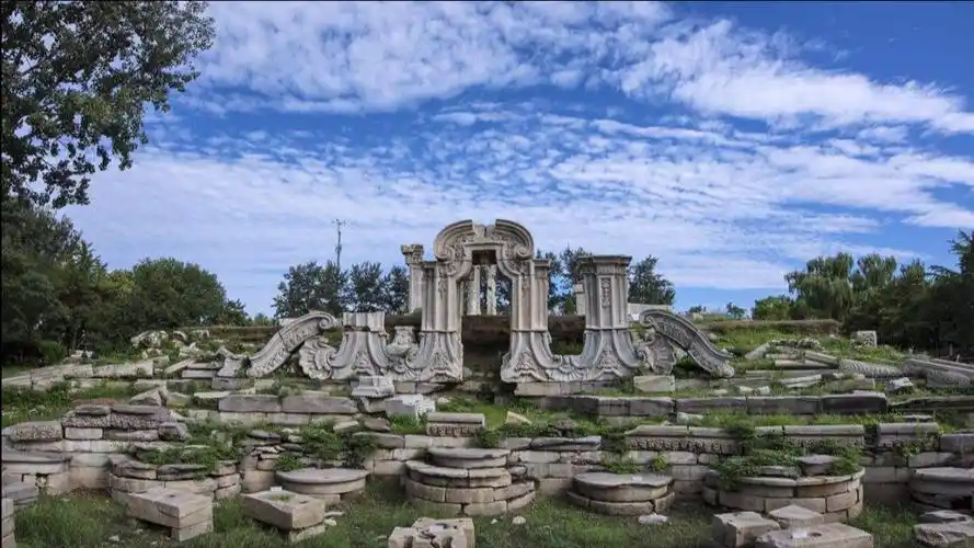 "圆明园"烧毁前罕见老照片,第一次在英国展览,网友:不当屏保真可惜