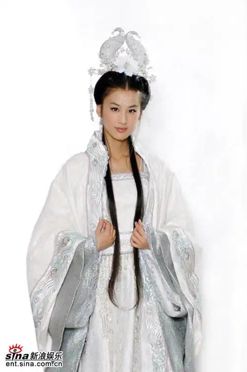 图文:《天仙配》剧照--黄圣依