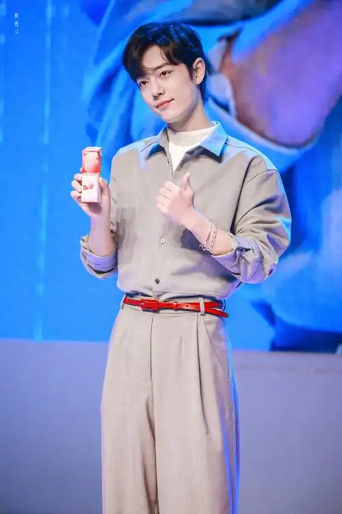 肖战20191225真果粒见面会