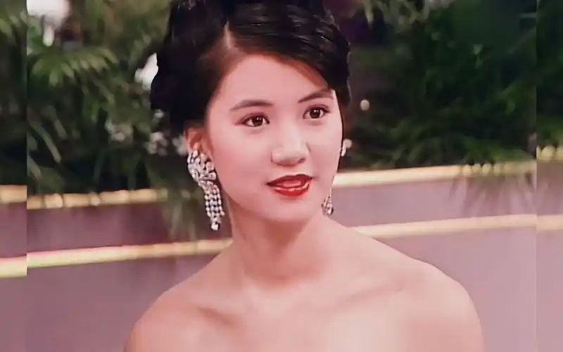 袁咏仪 靓靓19-52岁荧幕变化 终于明白娱乐圈为啥就她敢叫"靓靓"