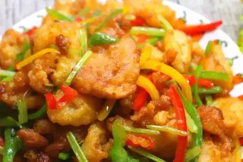 小炒巴沙鱼柳:一道集颜值和美味于一身的开胃菜!