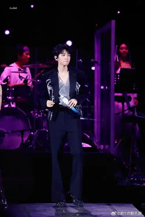 王俊凯电影刺猬##王俊凯电影野孩子##王俊凯电影749局##陪王俊凯奔赴