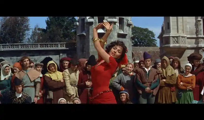 巴黎圣母院1956高清版