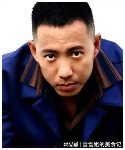 著名演员谷智鑫34岁时被马踩瘫痪,老婆不离不弃陪伴痊愈