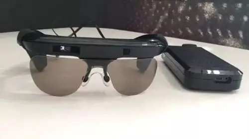 浙大发明神奇导盲眼镜 或将改变盲人的人生