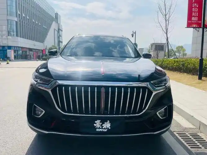 刚刚又到店一台19年11月红旗hs5,2.0t自动四驱旗享版 - 抖音