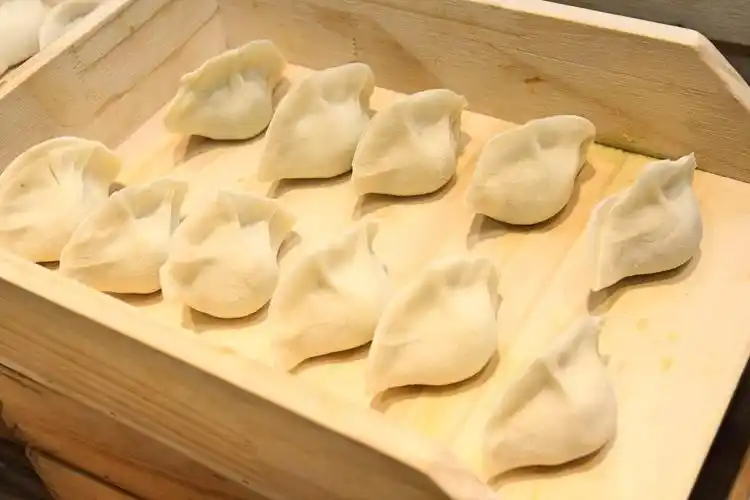 阿里婆老汤剁馅灌汤饺