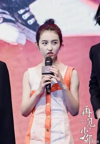 张子枫新剧突然宣布撤档网友喊话你好李焕英永垂不朽吧