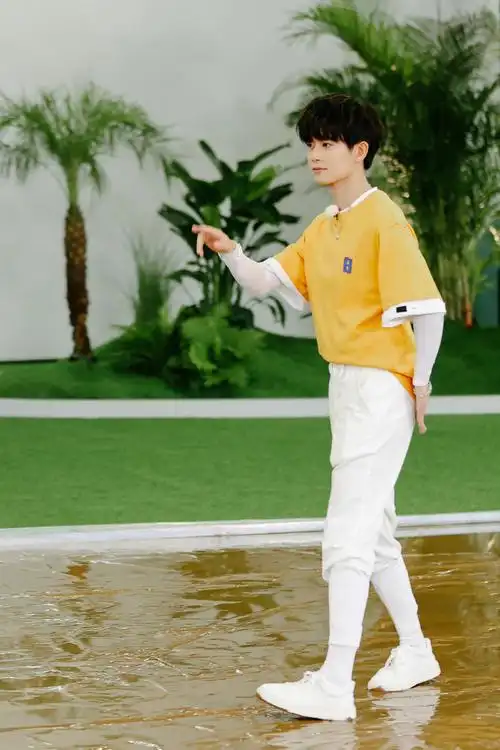 嗨放派##任嘉伦嗨放派##任嘉伦嗨一夏