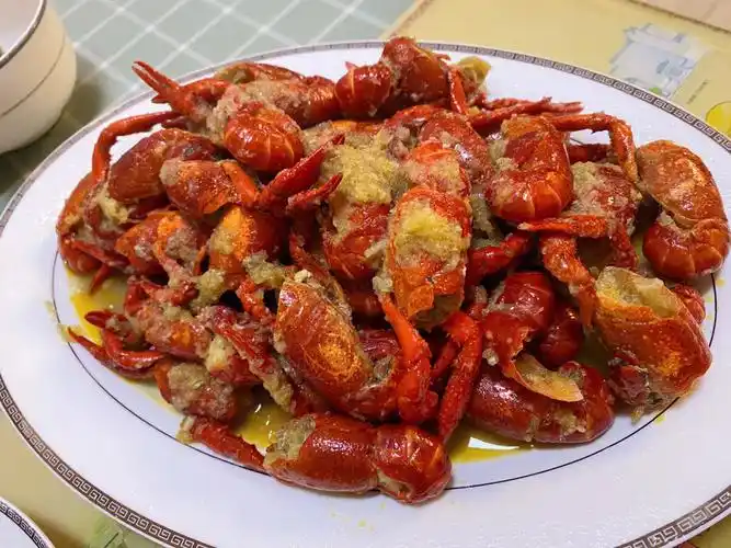 蒜蓉小龙虾