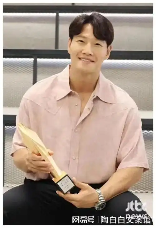 47岁的金钟国,年年被传结婚,尹恩惠却还是他的死结.