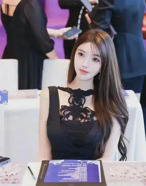 叶珂晒500万大钻戒,网传两人已婚怀孕|杨颖|谢娜|李菲儿_网易订阅