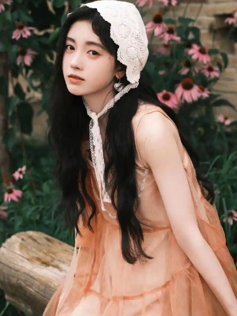 油画少女 #神仙颜值鞠婧祎# #公主裙
