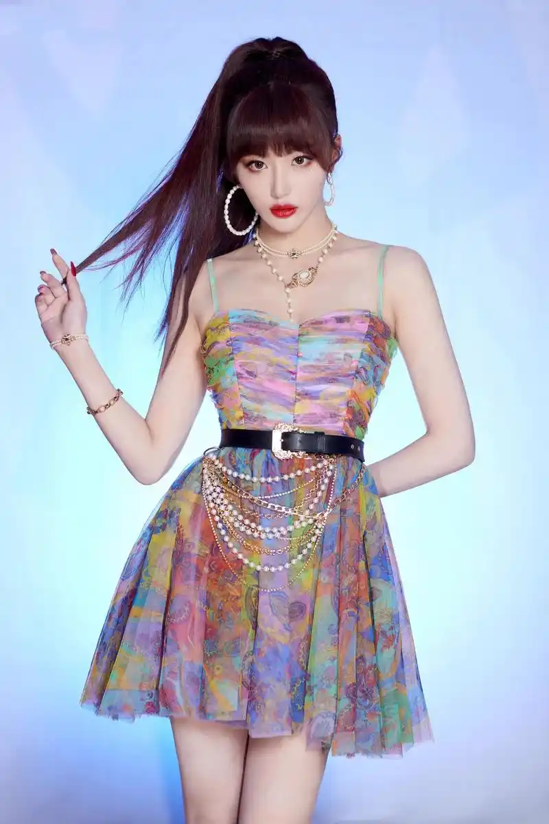 精美图集|孔雪儿精致美丽,气质优雅