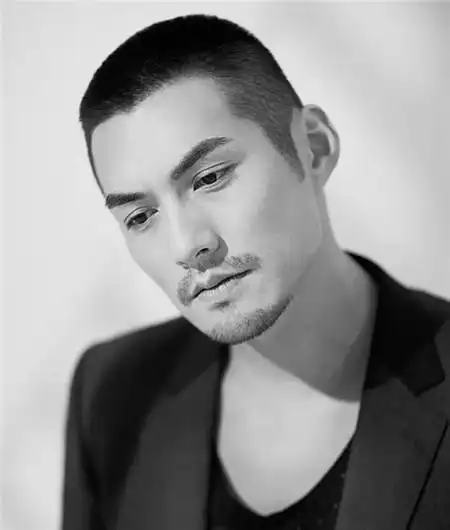 最帅气的男生寸头短发发型_发型图片