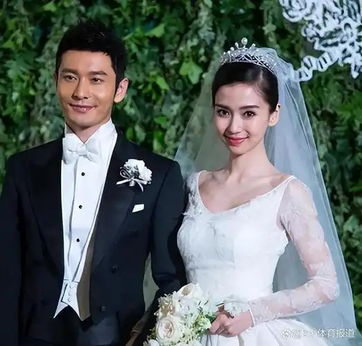 藏了这么多年原来她就是黄晓明的亲生母亲难怪儿子能大红大紫