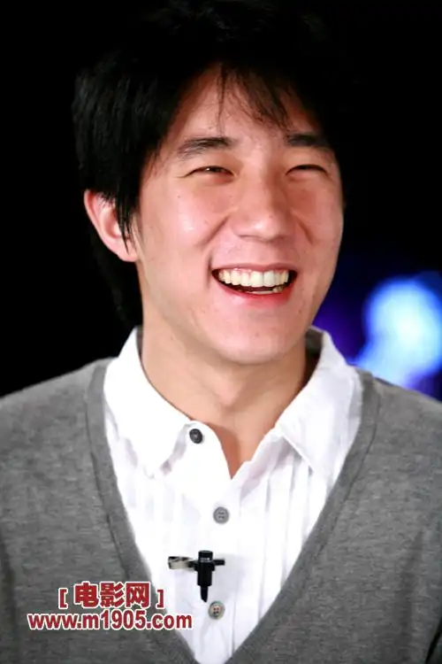 房祖名谈起老爸脸红心跳 成为港版"许三多"