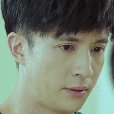 薛之谦gif大眼睛gif侧脸gif抿嘴gif