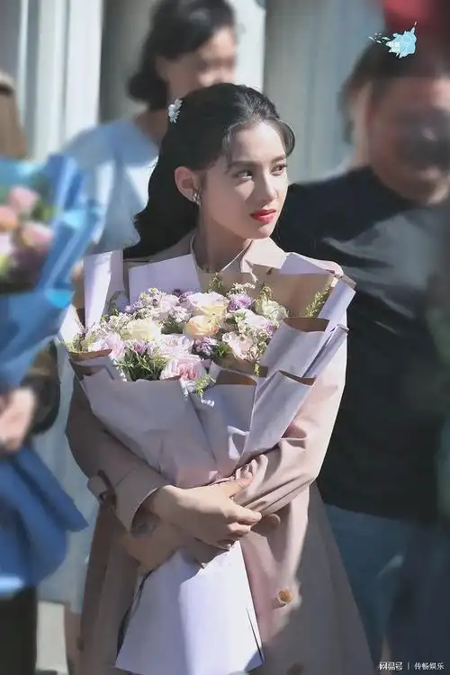 欧阳娜娜|倪妮|袁泉|殷桃_网易订阅