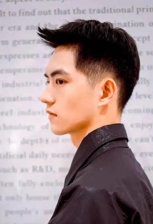 男生两边推掉的短发造型,短发图片,发型图片