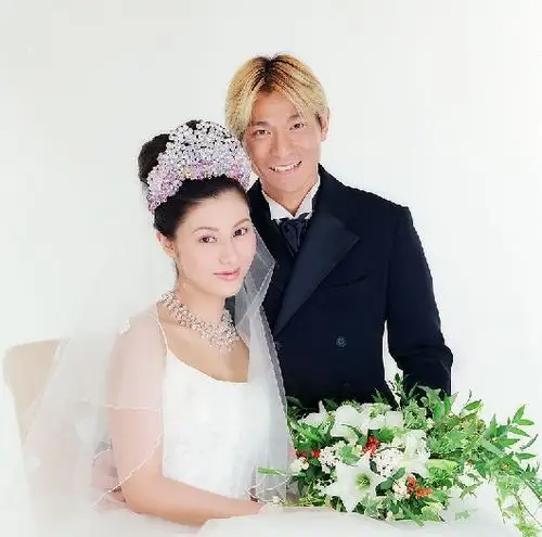 刘德华老婆朱丽倩被疑怀孕,朱丽倩已经52岁了,属于高龄产妇