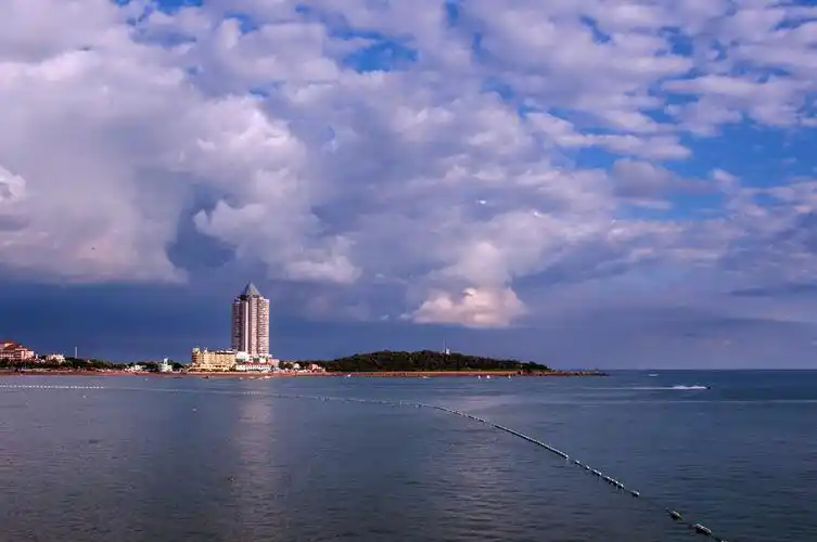 【图片1】青岛第一海水浴场随拍--蜂鸟论坛照片套图