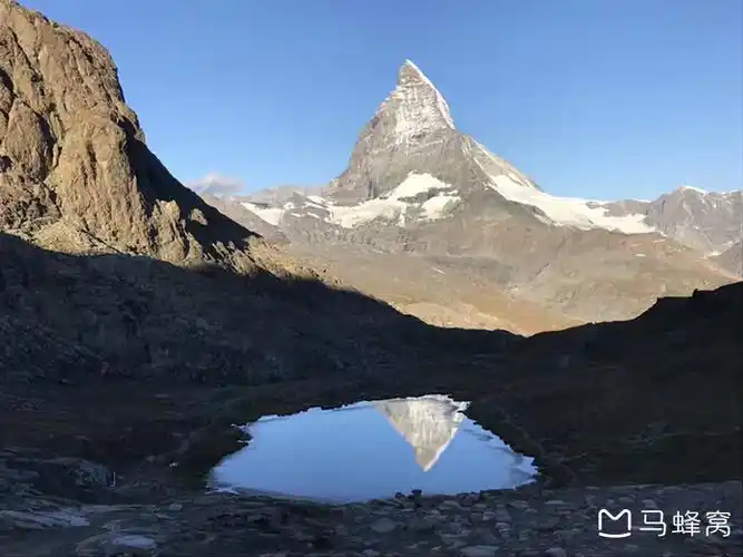 马特洪峰和少女峰哪个更美? - 马蜂窝
