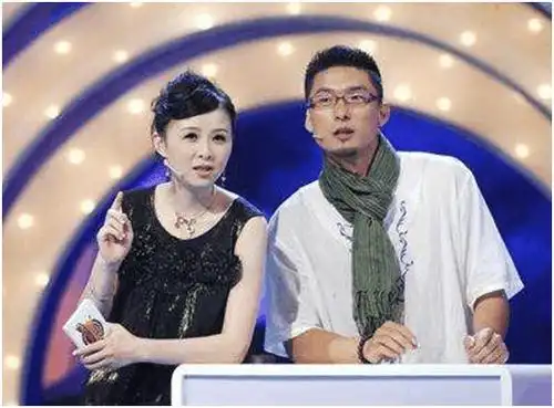 比鲁豫还知性的主持人至今婚姻成迷网友保密功夫做得好啊